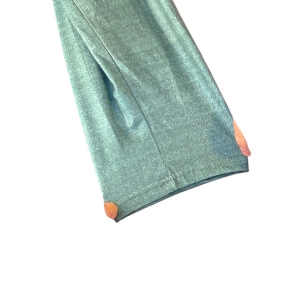 Women's Long Sleeve Top with Heart Design - Green - Picture 6 of 7